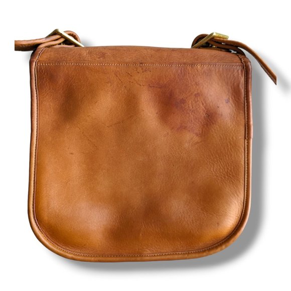 Vintage Coach Standard Courier bag in British Tan - Picture 4 of 11